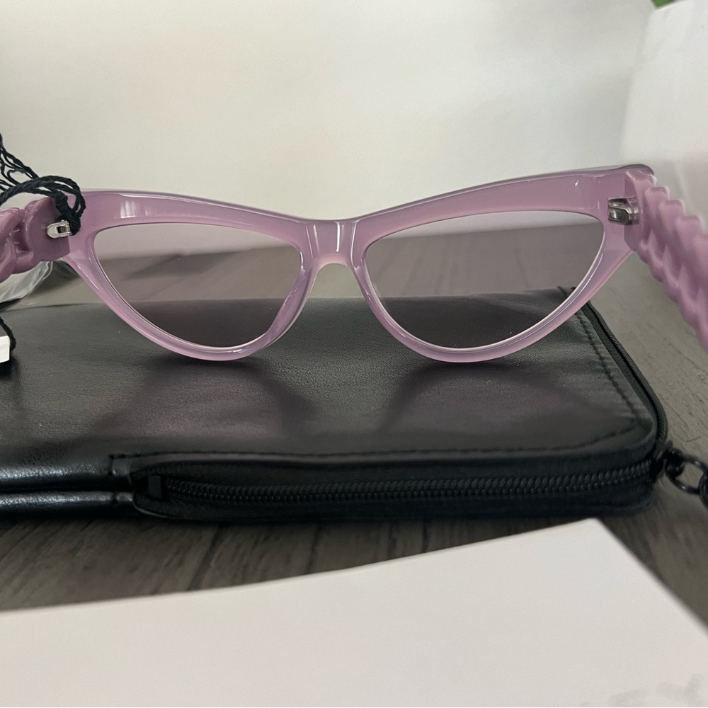 STELLA MCCARTNEY Cat-eye Frame Sunglasses - Picture 6 of 9